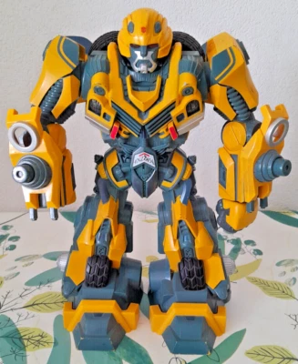 Robot CYBER STOMPIN BUMBLEBEE BANDAI TAKARA TRANSFORMERS 30 Cm - Immagine 1 di 2