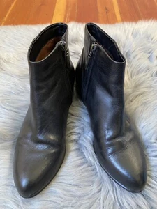 AERIN by AERIN Lauder Black Leather Ankle Boots Gold Zippers Sz 37 7 $550 - Picture 1 of 7