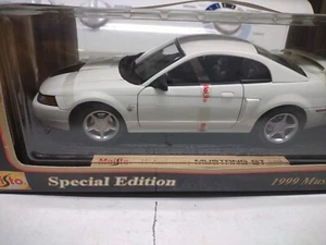Maisto 1999 Ford Mustang GT Coupe Maßstab 1:18 Diecast Modellauto $ale 150,00 $ - Bild 1 von 12