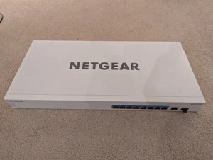 Netgear GS710TUP 10-Port Gigabit Ethernet Ultra60 PoE++ with 1 SFP (Used) - Picture 1 of 3