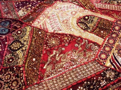 60" ETHNIC ART DÉCOR VINTAGE SARI ZARI LACE MOTI WALL HANGING ROUND TAPESTRY - Image 1 of 4