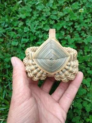 EXQUISITE Vintage Miniature  Buttocks Egg Basket Sea Grass & Dogwood (?) SUPERB! - Image 1 of 4