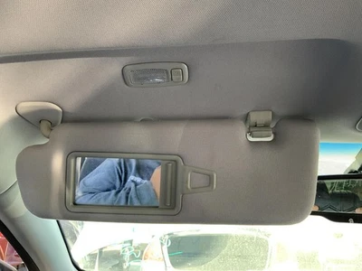 Used Left Sun Visor fits: 2013 Hyundai Sonata roof illuminated metal roof w/o su Foto 1 de 4
