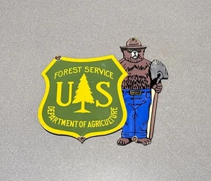 VINTAGE 12” SMOKEY BEAR US FOREST PORCELAIN SIGN GAS OIL CAR TRUCK MOTORCYCLE - Picture 1 of 2