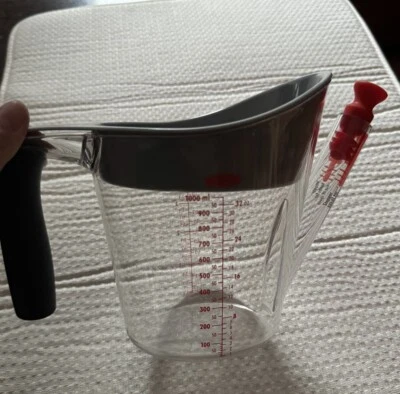OXO Good Grips Gravy Fat Separator 4 Cup Capacity Clear Plastic NWOT - Image 1 of 4