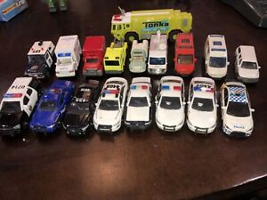 Lot of (18) Emergency Vehicles Real Toy  Matchbox Jada Police Car Ambulance Fire