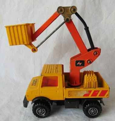 Lesney Matchbox King Size & Super Kings Transporter Truck Excavator Fire Engine - Image 1 of 4