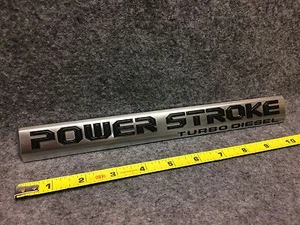 2011-2016 Ford Powerstroke Turbo Diesel Emblem PN FC4B-2543156-BA OEM 29806 - Foto 1 di 2