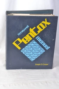 Honeywell Pentax Manual Loose-Leaf Guide for Pentax Cameras 1975 - 458 pages - Picture 1 of 12