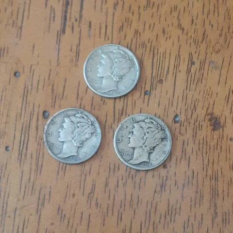 Lot of (3)-1938, 1938-D and 1938-S 10C Mercury Dimes 90% Silver. Nice Coins! Cover