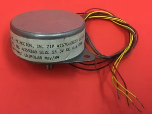 IMC/Hansen - P/N: 237500-342 - size 23 - 5VDC - 6.6 OHM - Motor - UNUSED - Picture 1 of 3