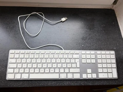 Apple USB Tastatur Keyboard Modell A1243 QWERTZ ZiffernblockAluminium Original - Bild 1 von 4