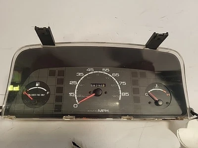 1990 1991 Geo Metro A/T Instrument Speedometer Gauge Cluster. S2 Foto 1 de 4