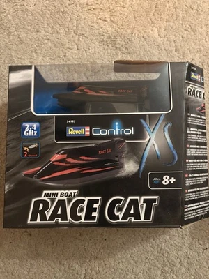 Mini Boat Race Cat Revell control - Image 1 of 2