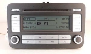 Autoradio VW CD RCD 300  Touran Tiguan Passat Golf mit Code #1785 - Bild 1 von 7