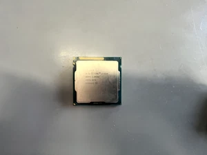 Procesador Intel Core i3-3220 - 3.3GHz - 2 cores - 512KB L2 cache - Imagen 1 de 2