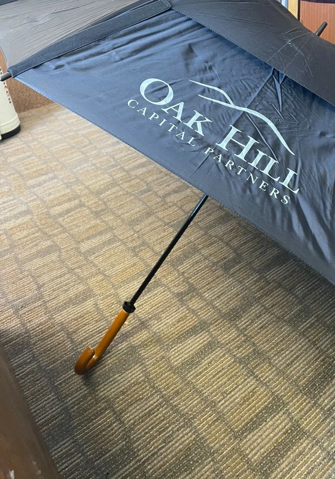 GUSTBUSTER DOORMAN 62" WINDPROOF UMBRELLA - Image 1 of 1
