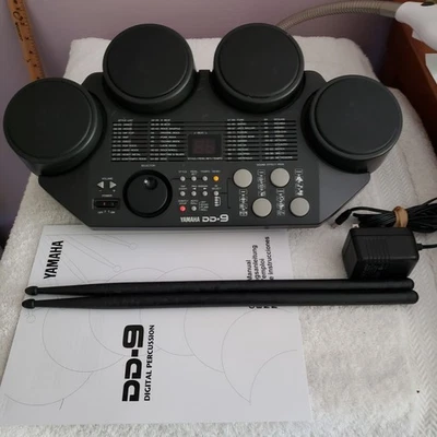 Yamaha DD-9 4 Pad Digital Percusión Batería Efectos de Sonido con Palos Foto 1 de 4