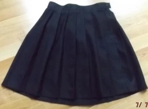 Girls Size 8 FRENCH TOAST Comfort That Lasts Adjustable Pleated Black Skirt  - Picture 1 of 10