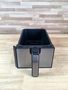 Insignia™ 8 Qt. Digitale Luftfritteuse mit zwei Körben NS-AF8DBD2 Ersatz linker Korb - Bild 1 von 8