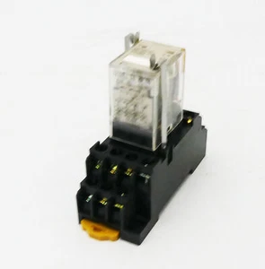 Omron MY4N-D2 elektromagnetisch 250VAC 30VDC -used- - Picture 1 of 3
