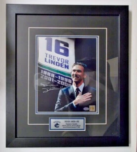 Trevor Linden Authentic Auto Jersey Retirement #16 2008 Canucks Framed COA Pic - Picture 1 of 13