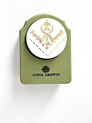 Punzón de papel Anna Griffin Border Fleur de Lit ~ Borde de esquina para álbumes de recortes 59BRK Foto 1 de 4