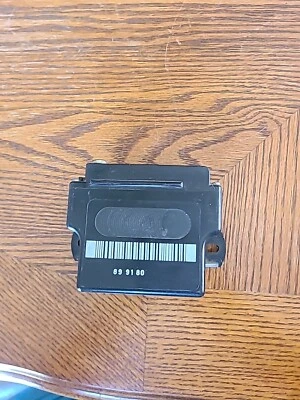 81-85 MERCEDES BENZ W123 300TD GLOW PLUG RELAY 89 91 80  - Image 1 of 4