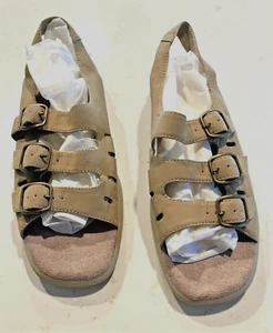 Sandalen der Marke Mushroom ultra bequeme Damenschuhe mit Riemen beige Größe 7,5 M - Bild 1 von 9