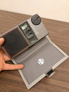 WRIGHT IDEAS 104 Alarm Clock Radio w Sanfa Fe Case Tested & Working Portable - Picture 1 of 10
