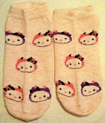 National Women Size 9-11 PINK PURPLE HELLO KITTY LIKE Casual Ankle Socks No Show - Image 1 of 4