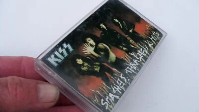 Kiss Smashes, Thrashes & Hits   Cassette Tape   Philippines  RARE! - Image 1 of 4