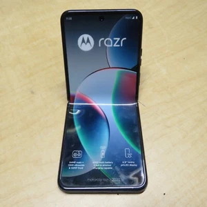 Motorola Razr 2023 Dummy Display Fake Phone Non-Working (Sage Green) - Photo 1 sur 8