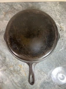 VINTAGE 1062 WAGNER WARE #12 GUSSEISEN PFANNE FLACHER BODEN 13,5" - Bild 1 von 8