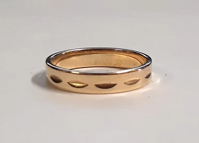 (RI4) 14k Yellow Gold Wedding Band / Ring (2.6 Grams) Size 6.5 - Image 1 of 4