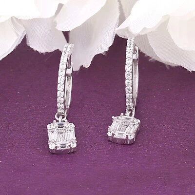 Pendiente colgante de aro cuadrado con clip de circonita corte baguette de 2,75 quilates en plata 925 Foto 1 de 4