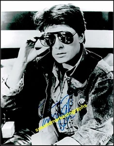 Autógrafo firmado por Michael J Fox Marty McFly Regreso al Futuro UACC RD 96 14x11 - Imagen 1 de 1