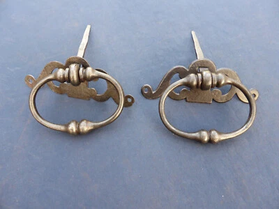 2 poignées anneaux ancienne Lg 8,2 cm rosaces ouvragées fer forgé porte tiroirs - Photo 1/4