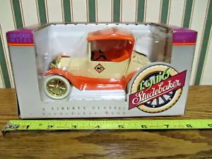 Allis-Chalmers 1916 Studebaker Bank By SpecCast 1/25th Scale - Picture 1 of 12