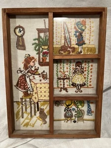 Caja de sombras vintage hecha a mano bordada crewel cuadro enmarcado - Imagen 1 de 2