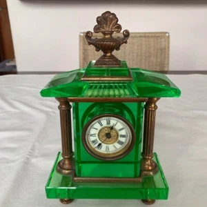 Taisho Era Uranium Glass Clock Green Size 8.7x5.5x2.8 inches Antique.22x14x7cm - Picture 1 of 10