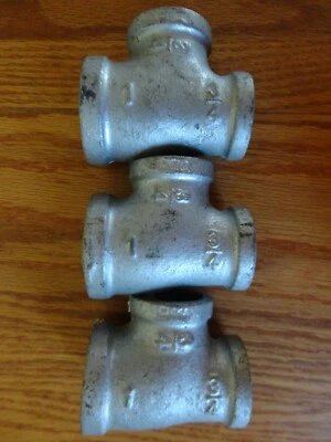 Lot of 3 Mueller B&K 1" x 3/4" x 3/4" Galvanized Reducing Tee Pipe Fitting 3 Pk - Image 1 of 4