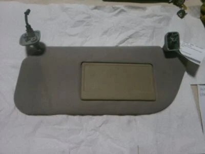 Driver Sun Visor Crew Cab Fits 03-07 Ford F250SD PICKUP 101854 - Imagem 1 de 3