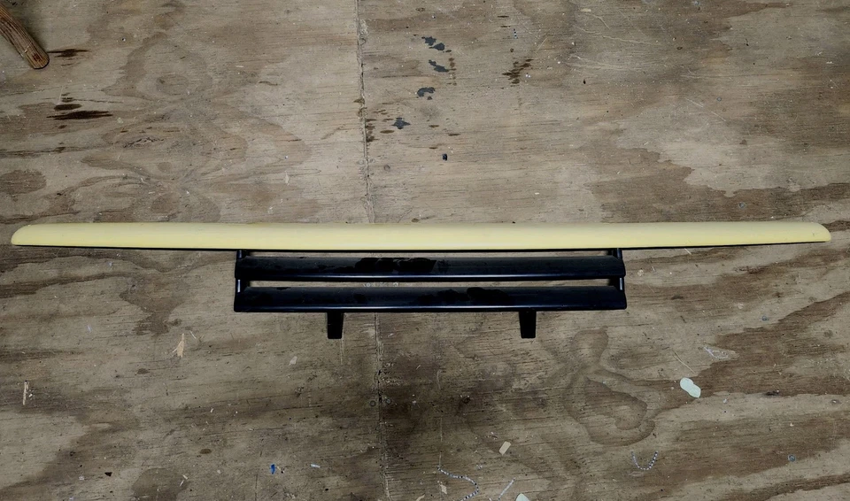 Rejilla sin insignia Volkswagen Corrado G60 Foto 1 de 1