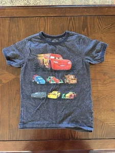 Disney Store Cars Movie Animation Team 95 Boys Tshirt Tee Grey Crew McQueen 5/6 - Picture 1 of 4