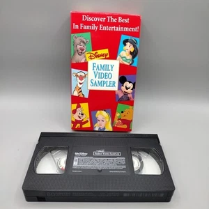 Disney Video Family Sampler VHS Mickey Mouse Winnie The Pooh Alice Alvin Tigger - Imagen 1 de 5