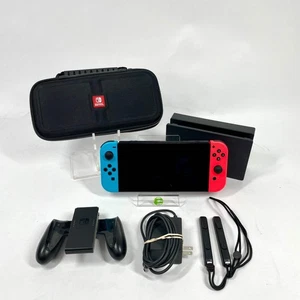 Nintendo Switch v1 Videospielkonsole HAC-001 mit Zubehör - Bild 1 von 10