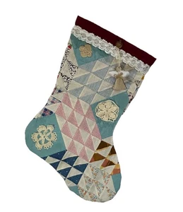 Vintage gesteppter Weihnachtsstrumpf mit echten Upcycling Quilt Scraps Volkskunst - Bild 1 von 14