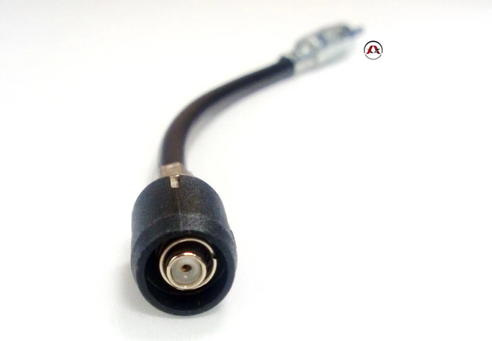 Adaptateur Antenne compatible avec Renault ap01 vers DIN M - Photo 1/1