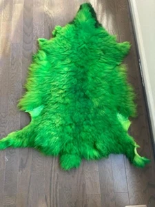 Traditional Green Sheepskin Rug, Fluffy & Comfortable. - Picture 1 of 4